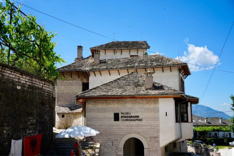 Muzeum Etnograficzne atrakcja Gjirokastra