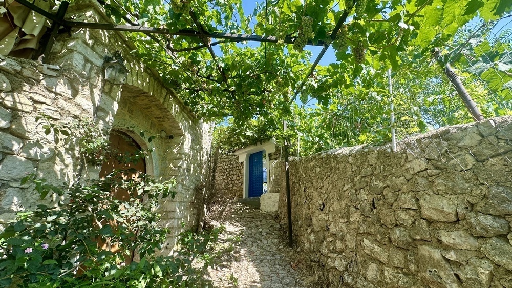 Himare