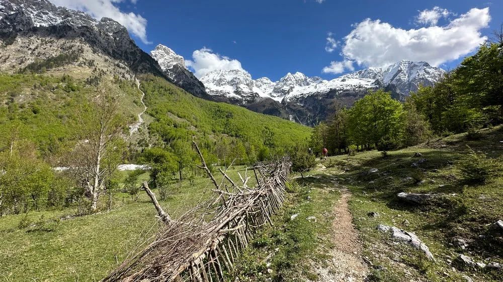 Góry Przeklęte, Valbona